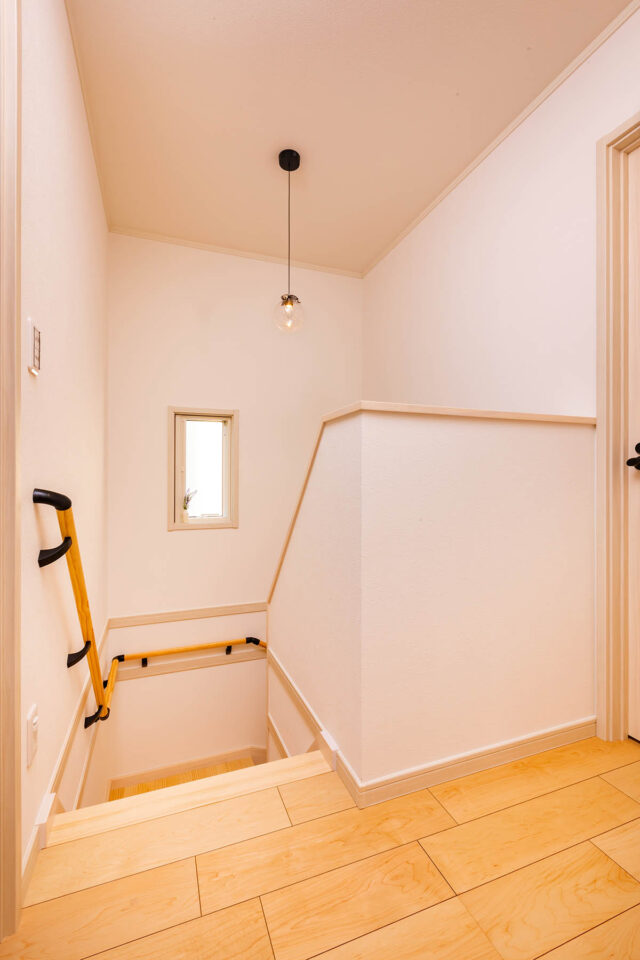 季節の光が心地よい家