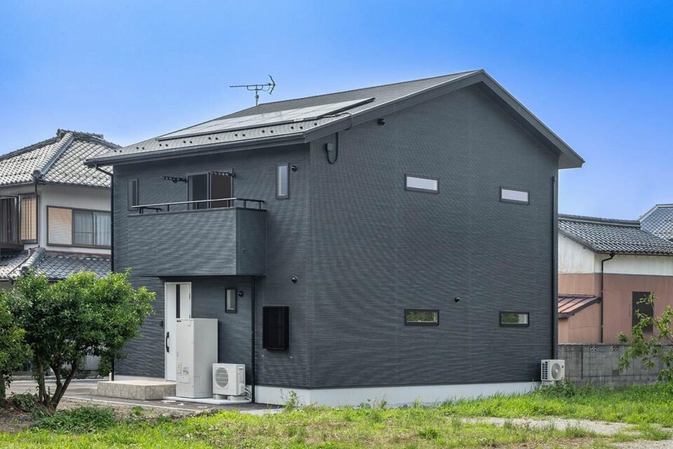 インナーガレージのある安心して暮らせる家